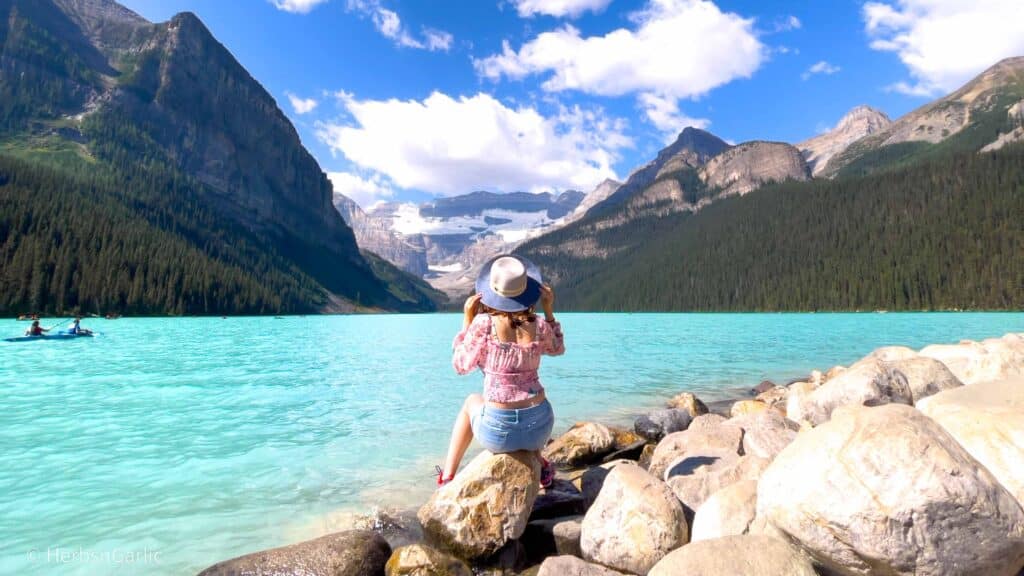 Lake Louise Hng by gurleen