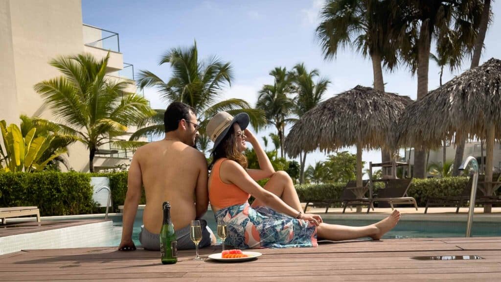 travel - hng by gurleen