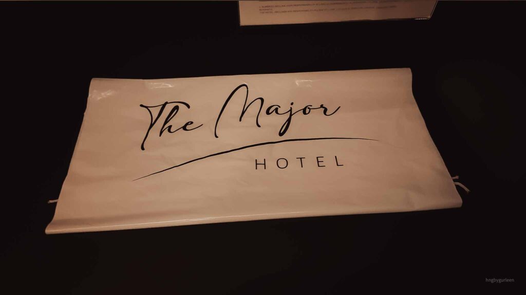 travel - hng by gurleen