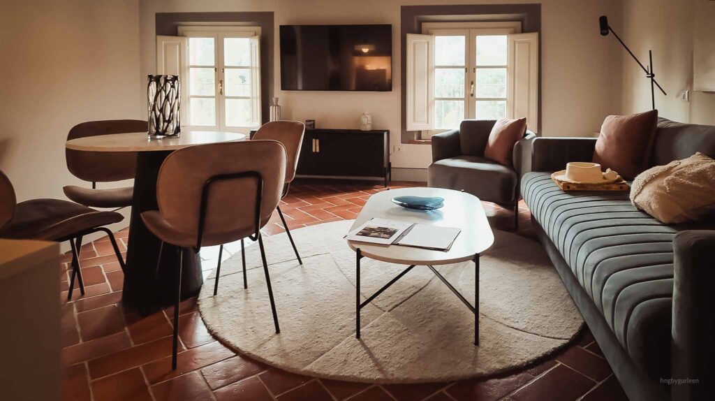 travel - hng by gurleen